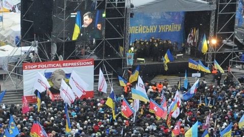 Poroenko na Euromaidanu 615.jpg