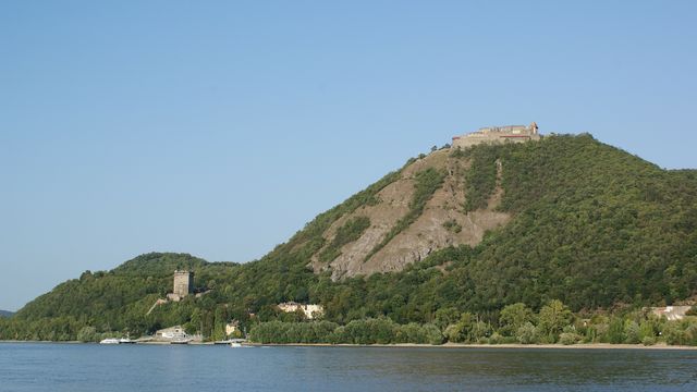 visegrad-94012_1920.jpg
