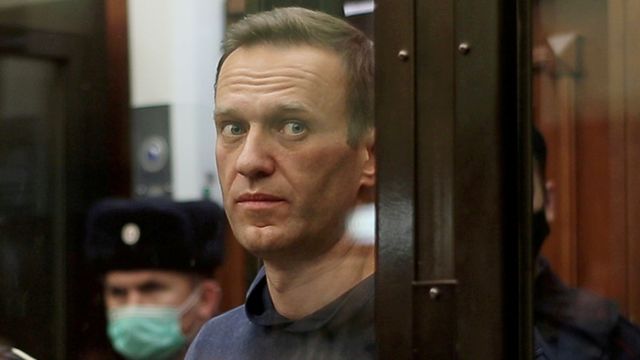 2021-02-11T165419Z_1_LYNXMPEH1A1FH_RTROPTP_4_RUSSIA-POLITICS-NAVALNY-PROTESTS-PAUSE.jpg