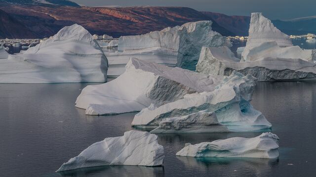 Icebergs.jpg