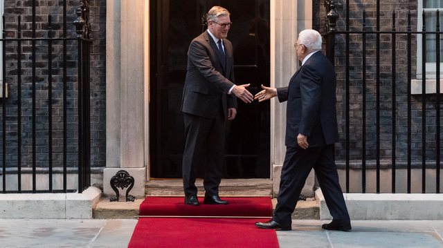 2025-09-08T000000Z_2002901474_MT1NURPHO000NNUXWQ_RTRMADP_3_PALESTINIAN-AUTHORITY-ABBAS-VISITS-DOWNING-STREET-L.JPG