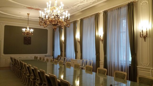 Praha,_Senát,_Kolovratský_palác,_Zelený_salonek_(2).jpg